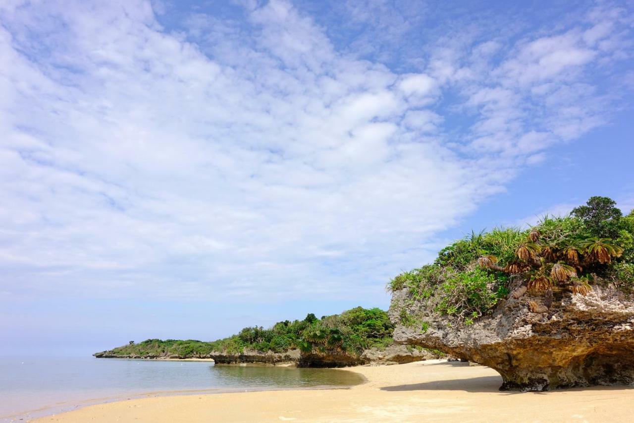 Tsundara Beach Retreat Ishigaki  Exterior foto